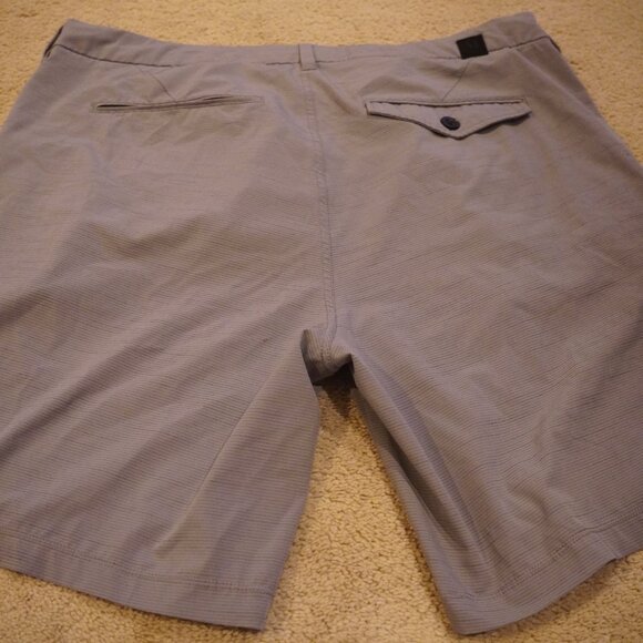 Lot 2 Vuori Pebble Shorts 38 Waist - Picture 13 of 14